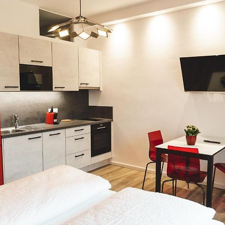 Studio-Appartment - Hotel Lux Merano Eksteriør bilde
